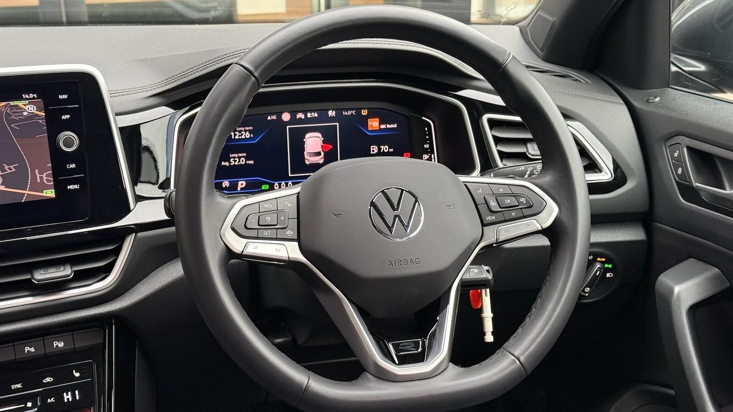 Used Volkswagen T-Roc 2024 for sale - 76466155: Photo 17