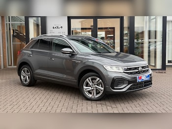 Used Volkswagen T-Roc 2024 for sale - 76466155: Photo