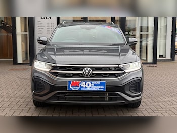 Used Volkswagen T-Roc 2024 for sale - 76466155: Photo