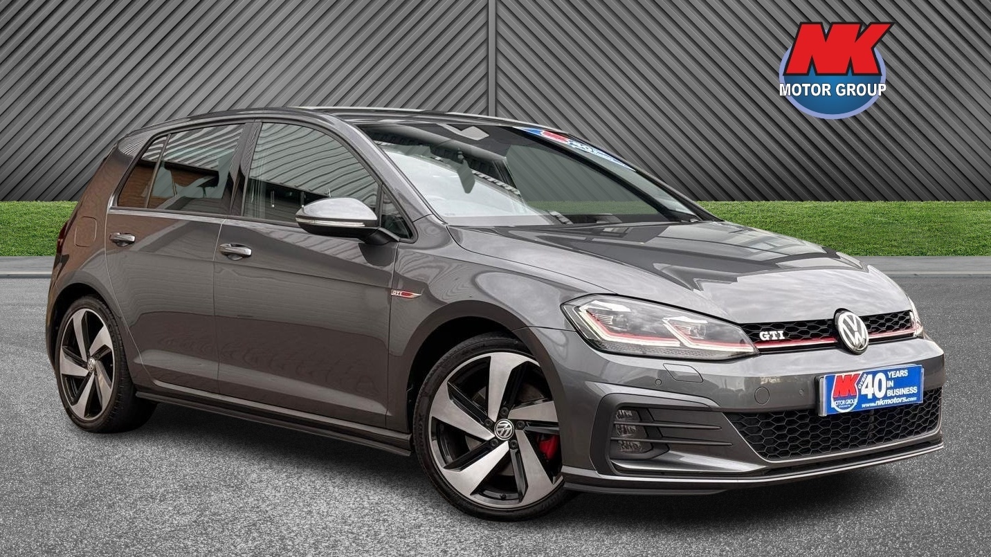 Used Volkswagen Golf 2018 for sale - 76195970: Photo 1