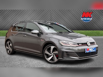 Volkswagen - Golf