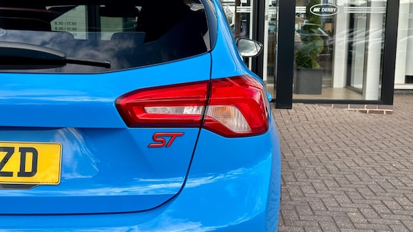 Used Ford Focus 2021 for sale - 76124528: Photo 21