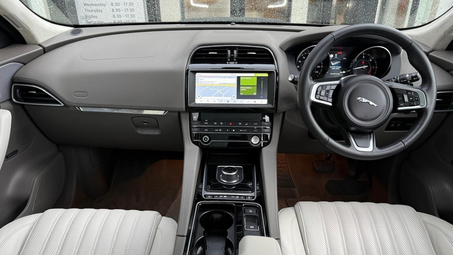 Used Jaguar F-Pace 2020 for sale - 76372733: Photo 14