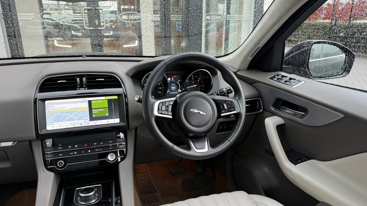Used Jaguar F-Pace 2020 for sale - 76372733: Photo 15