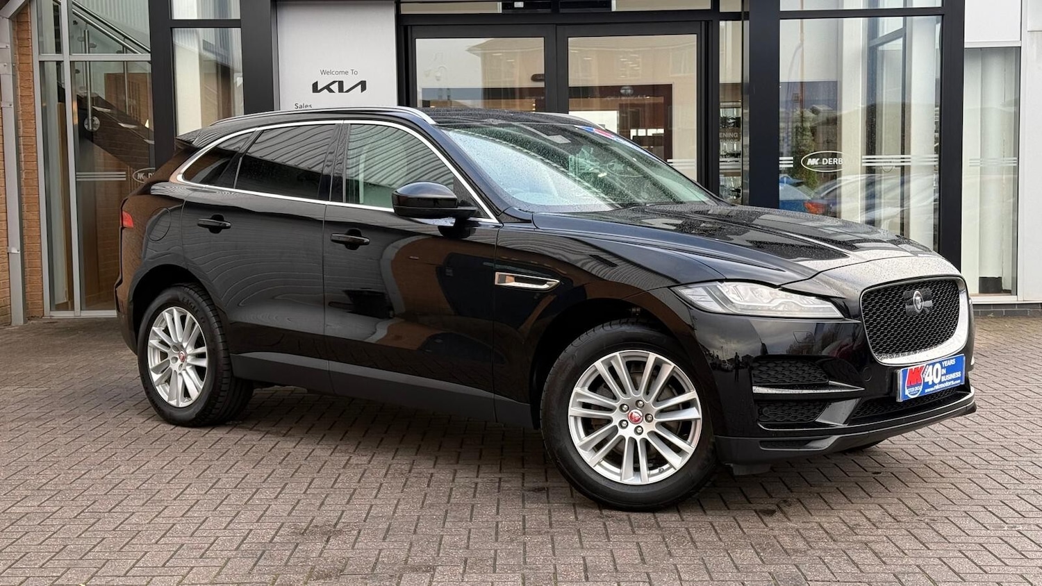 Used Jaguar F-Pace 2020 for sale - 76372733: Photo 2
