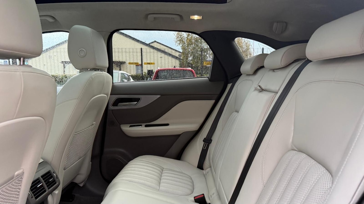 Used Jaguar F-Pace 2020 for sale - 76372733: Photo 27