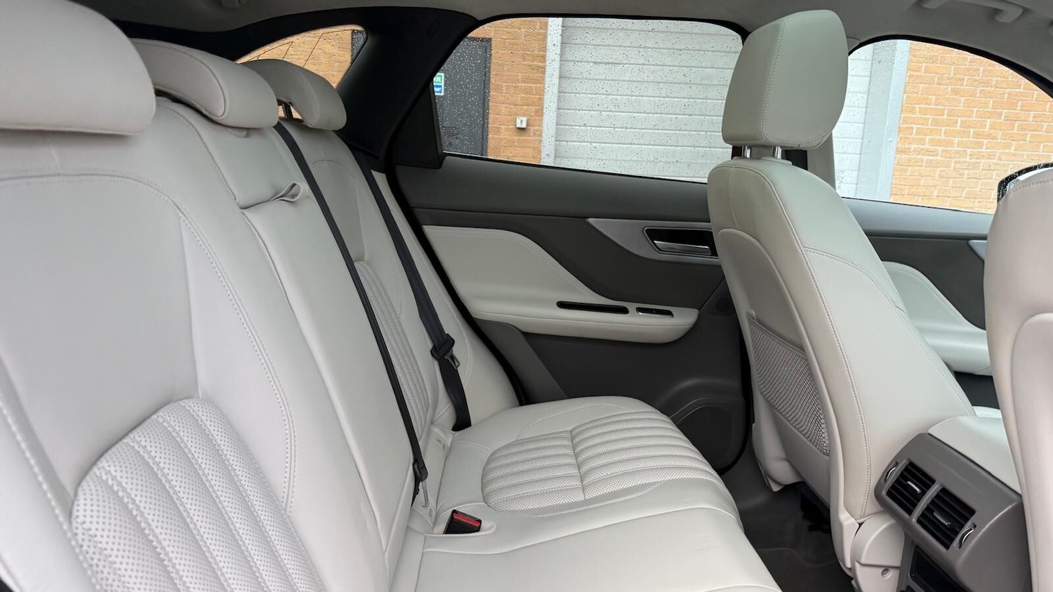 Used Jaguar F-Pace 2020 for sale - 76372733: Photo 29