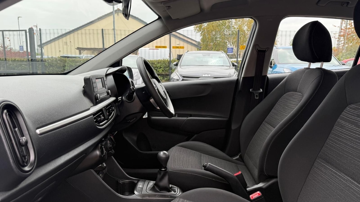 Used Kia Picanto 2022 for sale - 76302396: Photo 15