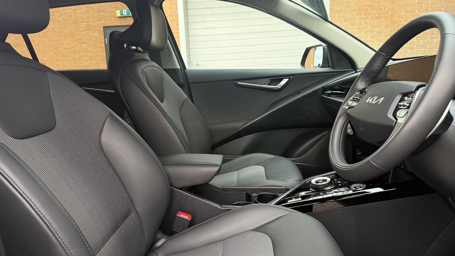 Used Kia Niro 2025 for sale - 76861852: Photo 23