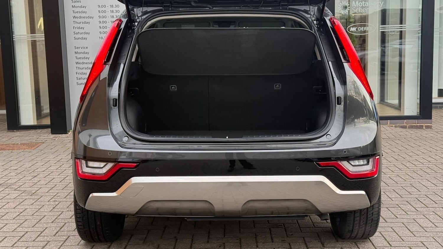 Used Kia Niro 2025 for sale - 76861852: Photo 8