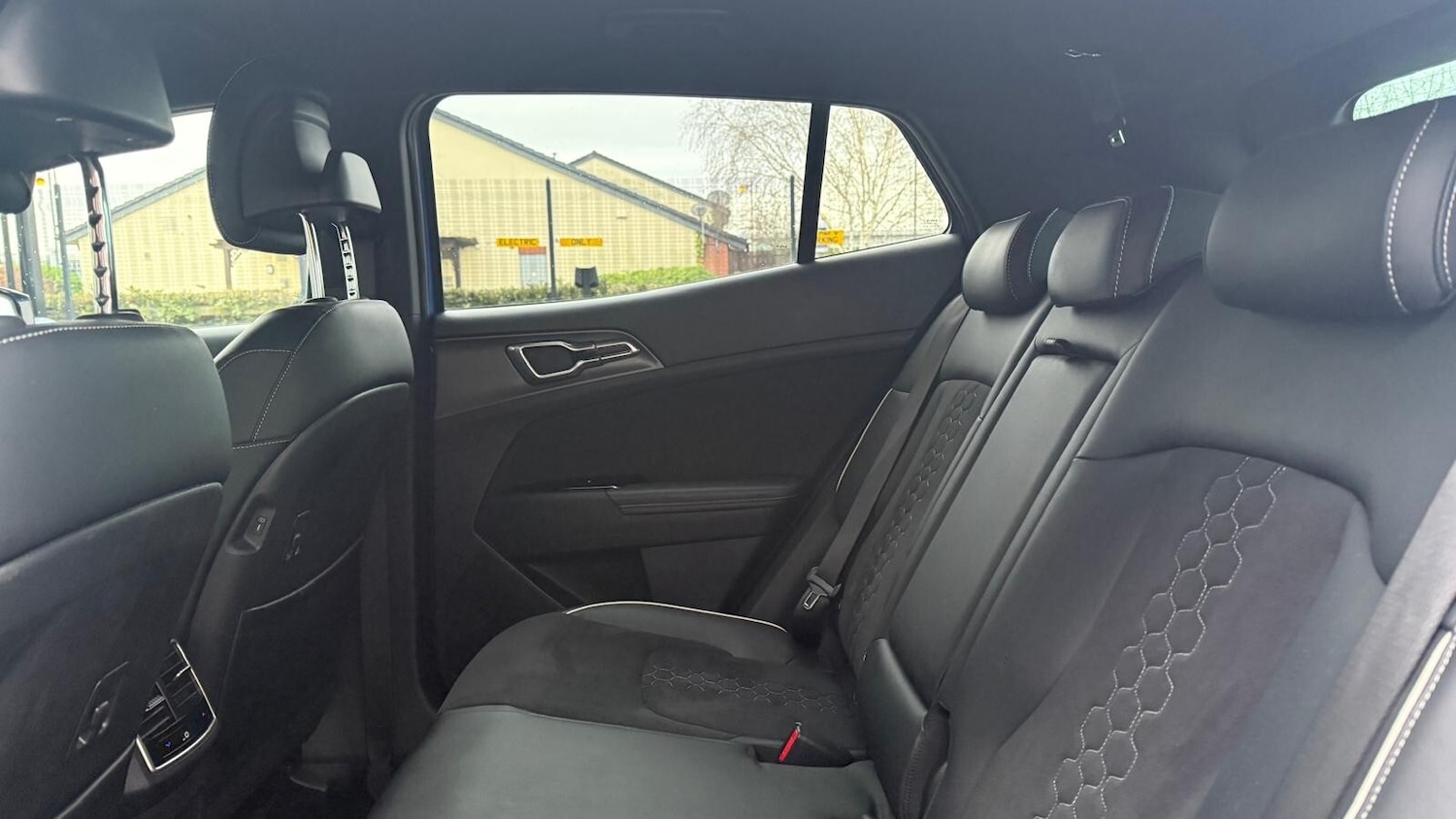 Used Kia Sportage 2025 for sale - 76971303: Photo 24