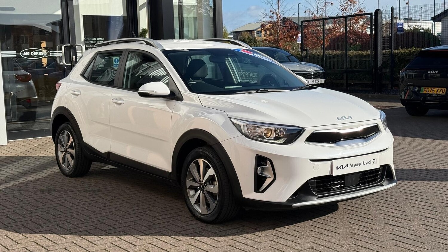 Used Kia Stonic 2023 for sale - 76393528: Photo 10