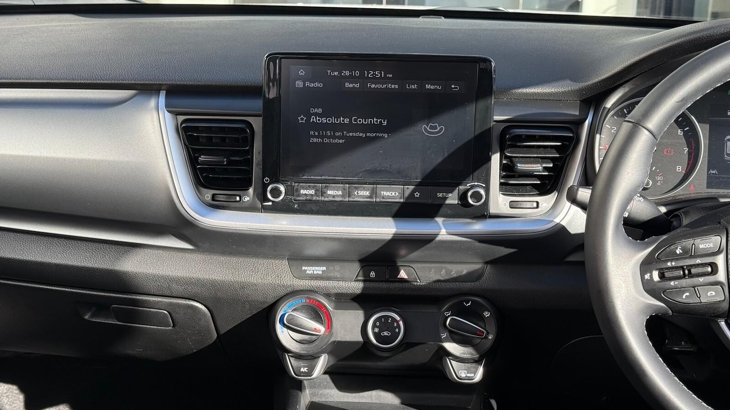 Used Kia Stonic 2023 for sale - 76393528: Photo 17