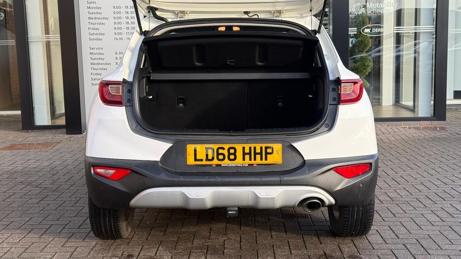 Used Kia Stonic 2018 for sale - 76881906: Photo 8