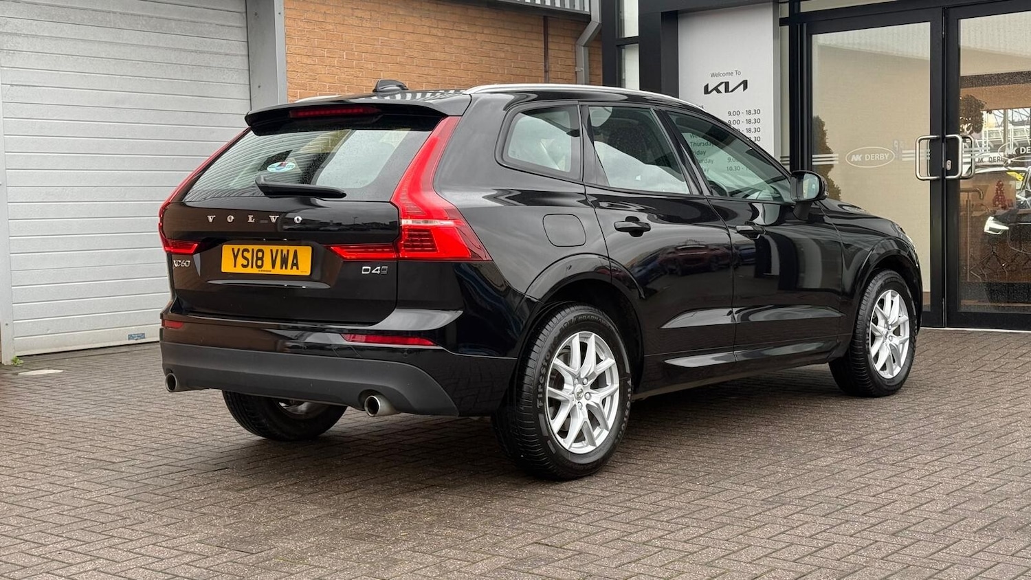 Used Volvo XC60 2018 for sale - 76948477: Photo 6
