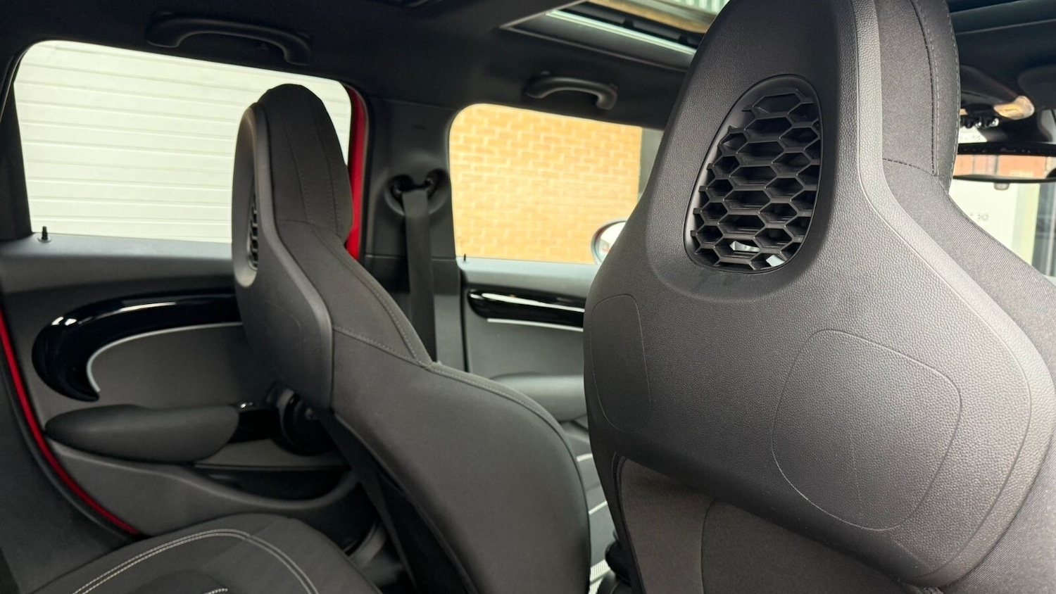 Used MINI Cooper 2023 for sale - 76466557: Photo 28