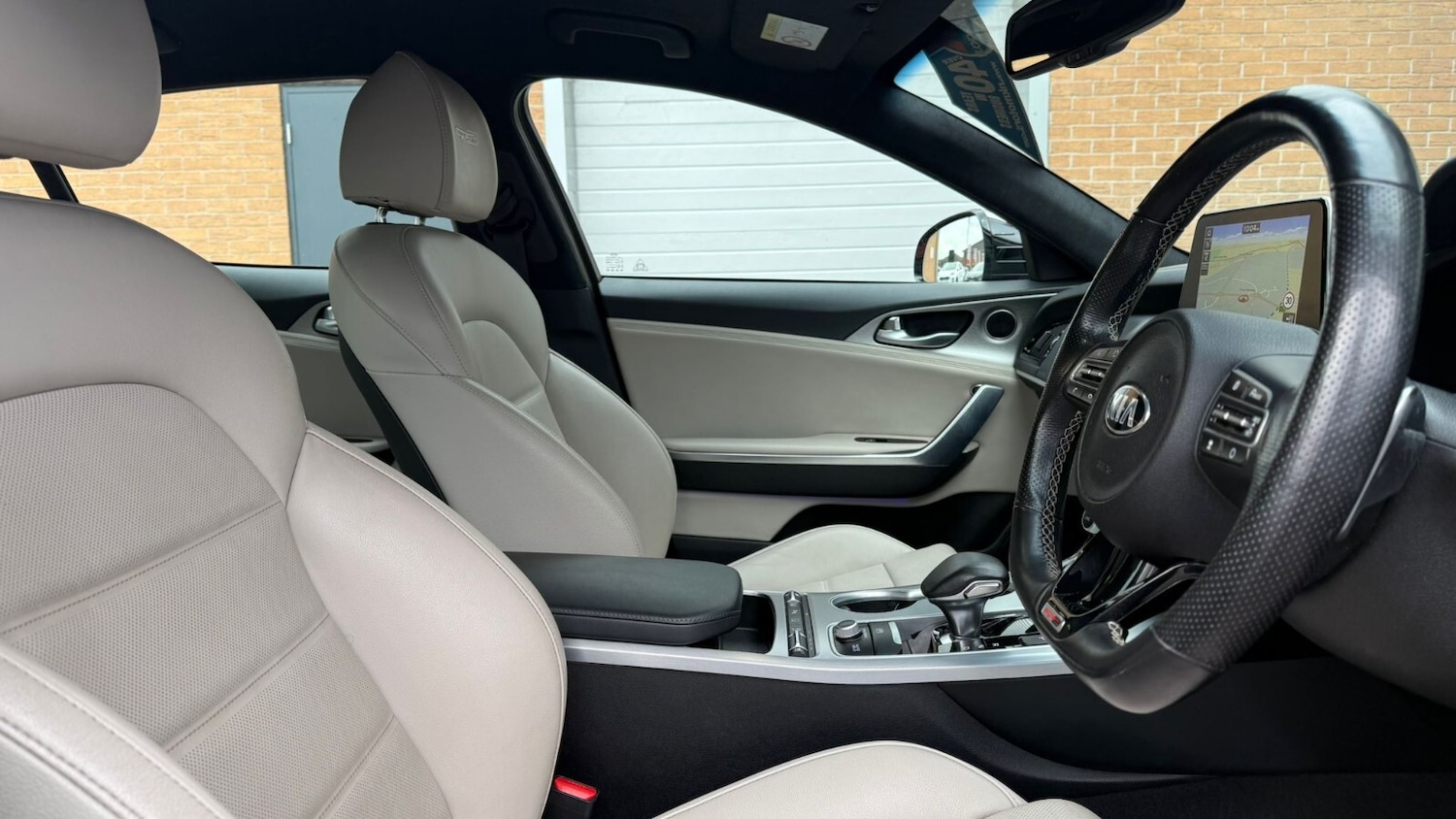 Used Kia Stinger 2019 for sale - 76466558: Photo 24