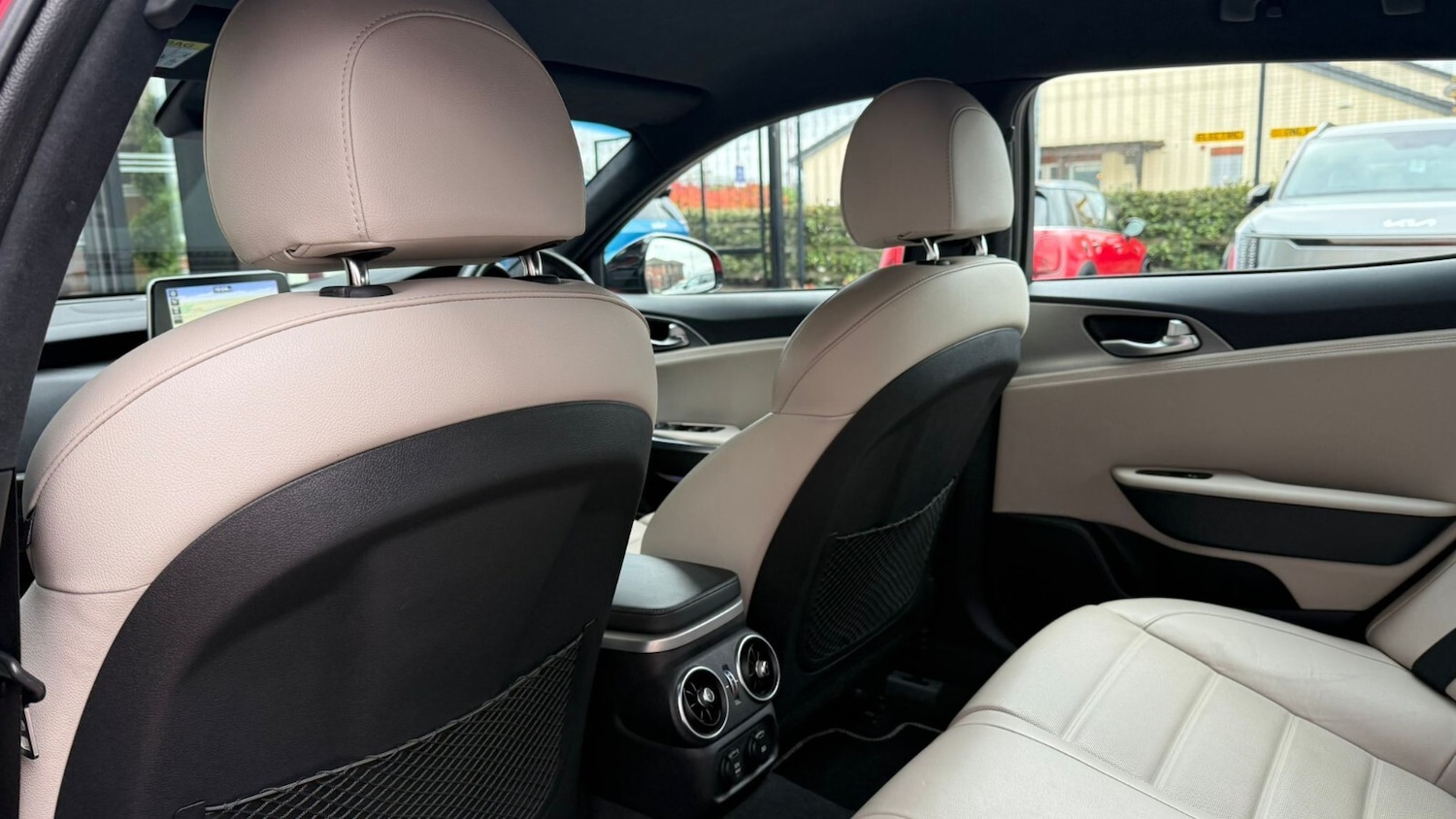 Used Kia Stinger 2019 for sale - 76466558: Photo 26