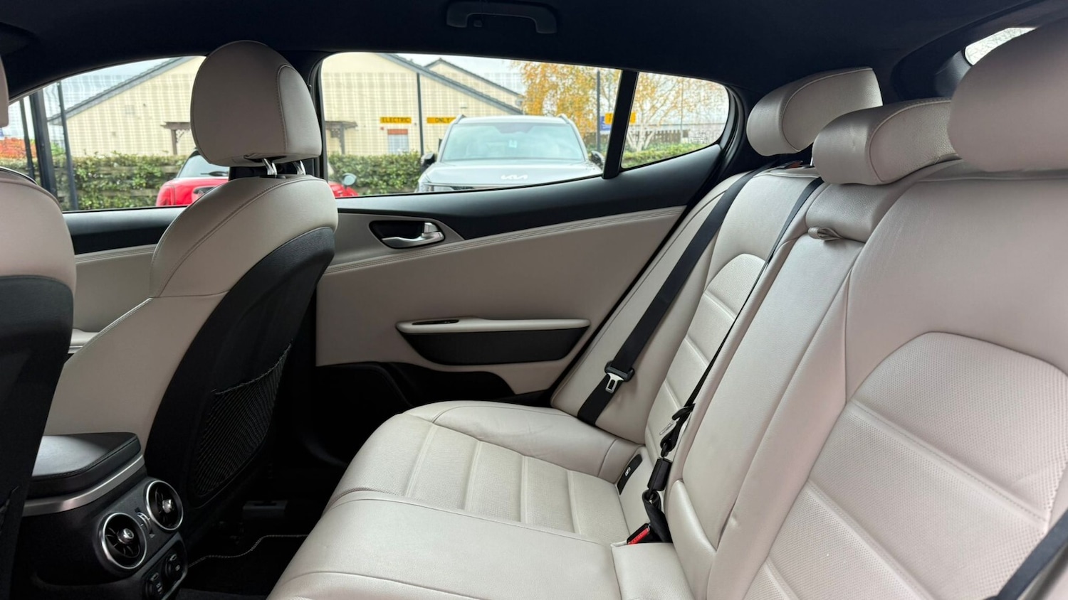 Used Kia Stinger 2019 for sale - 76466558: Photo 29