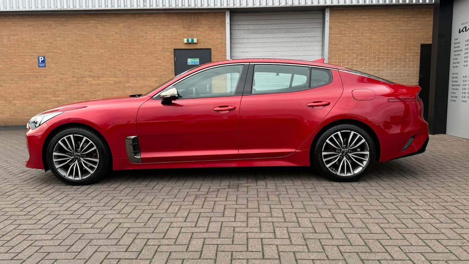 Used Kia Stinger 2019 for sale - 76466558: Photo 5