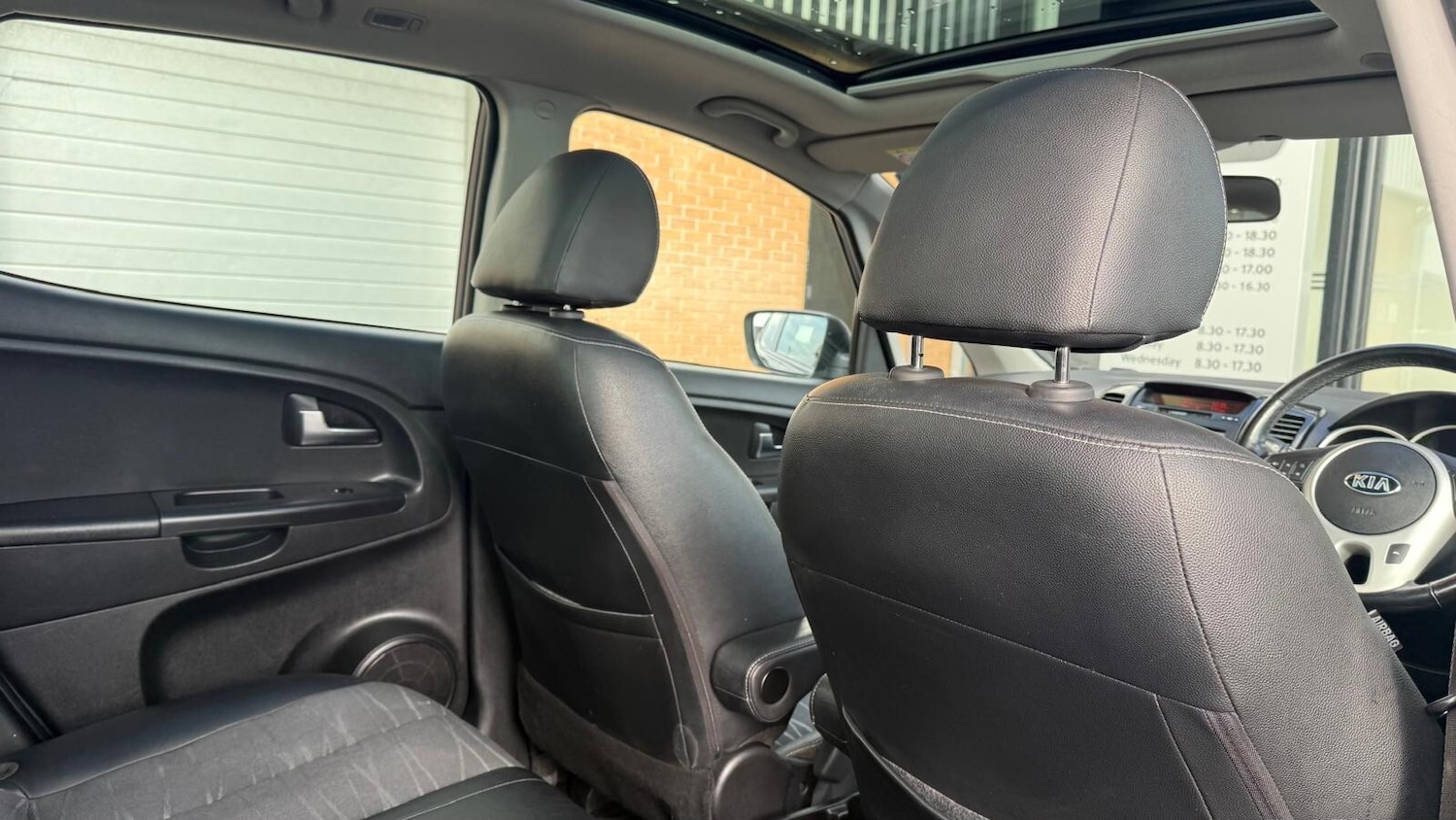 Used Kia Venga 2017 for sale - 76479921: Photo 21