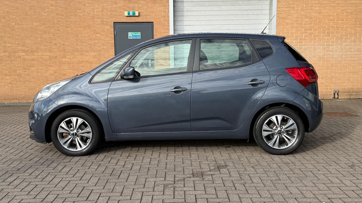 Used Kia Venga 2017 for sale - 76479921: Photo 5