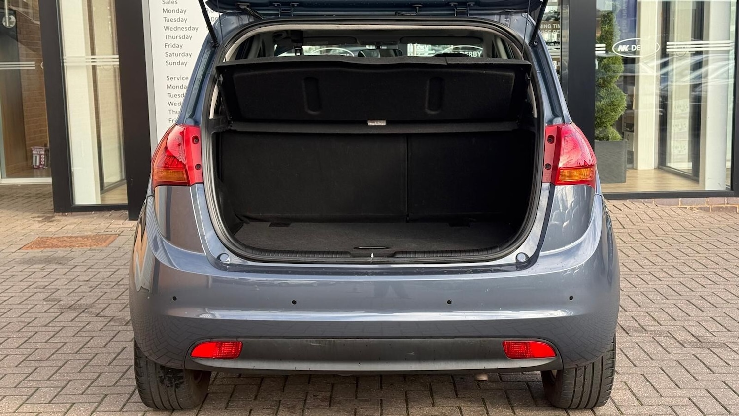 Used Kia Venga 2017 for sale - 76479921: Photo 8