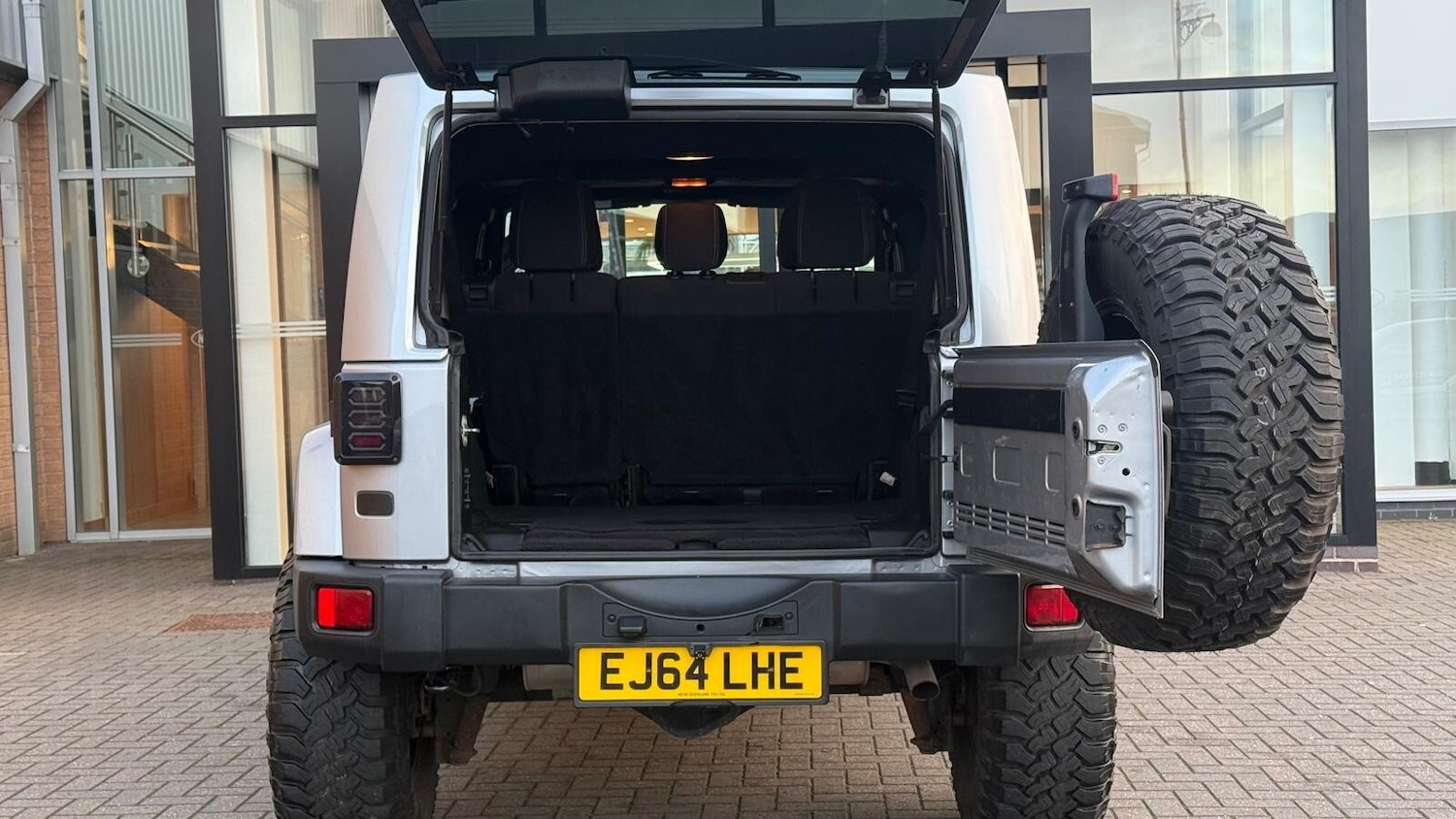 Used Jeep Wrangler 2015 for sale - 76908078: Photo 16