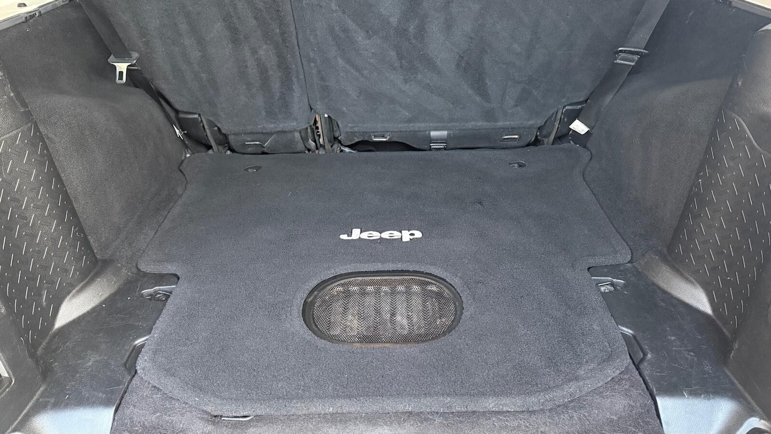 Used Jeep Wrangler 2015 for sale - 76908078: Photo 17