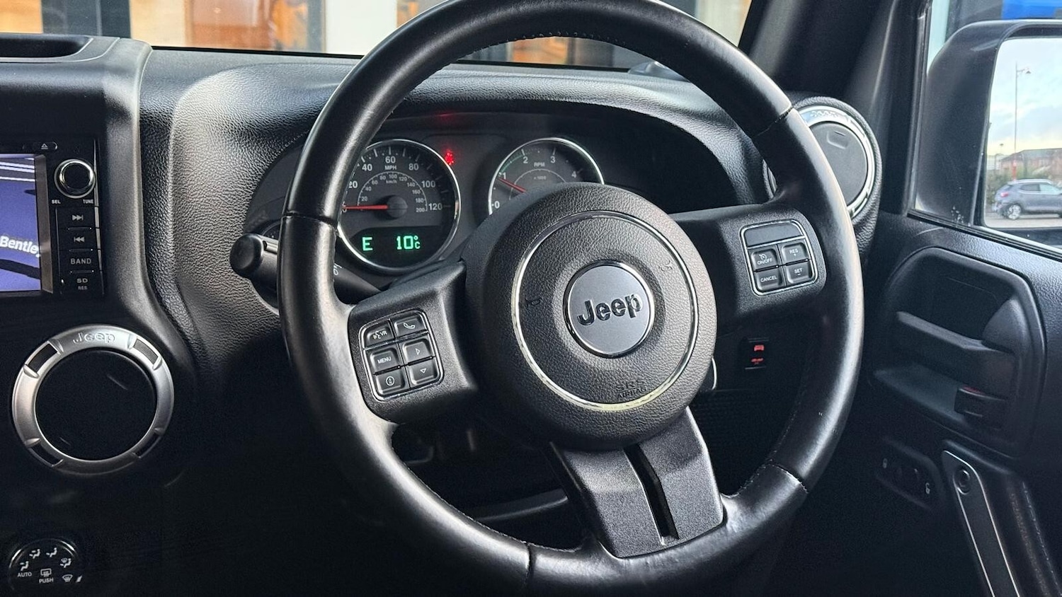 Used Jeep Wrangler 2015 for sale - 76908078: Photo 27