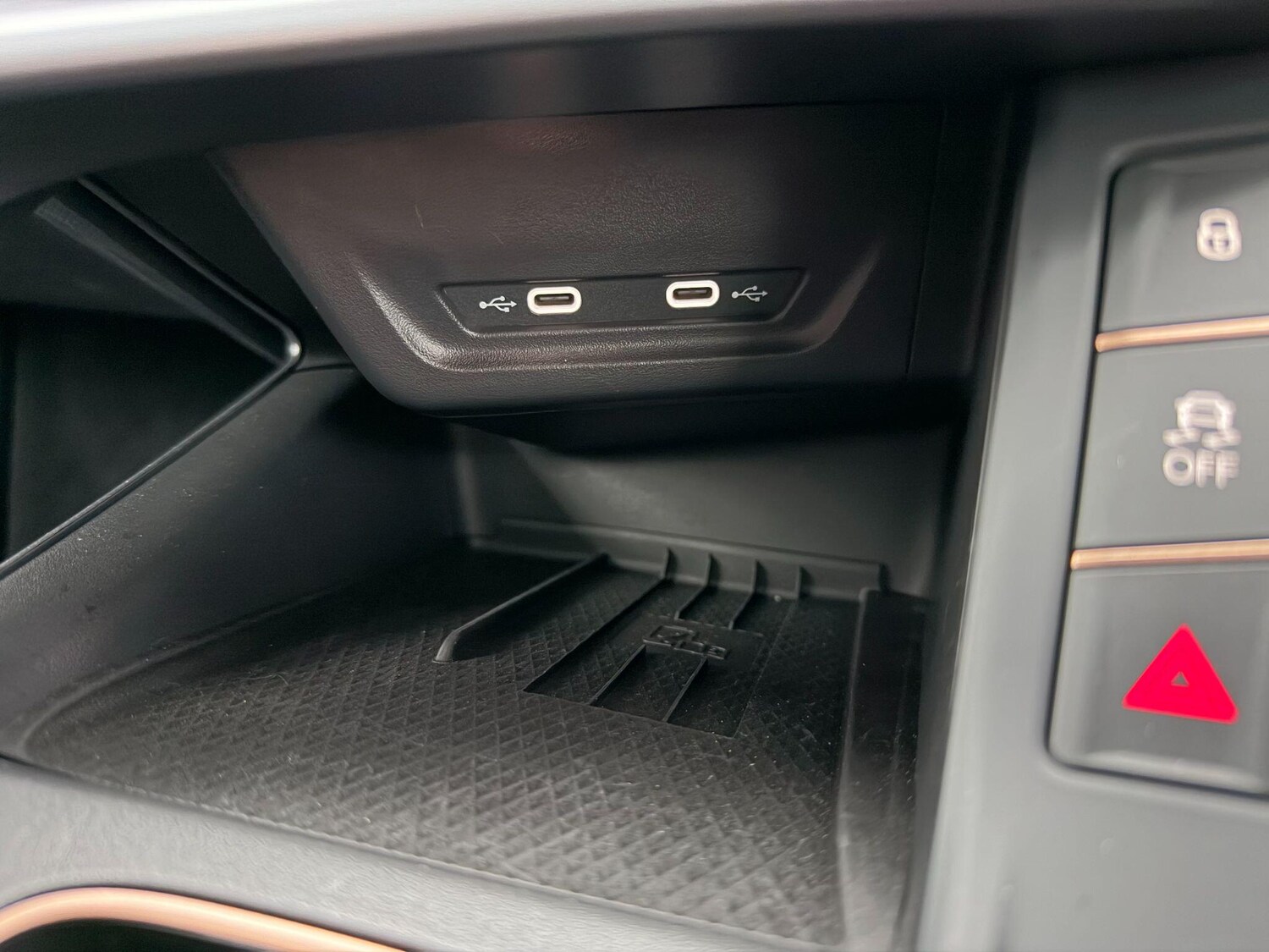 Used Cupra Terramar 2025 for sale - 77455361: Photo 41