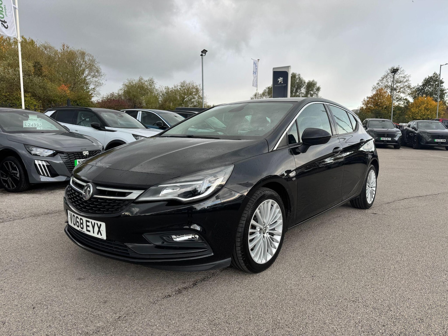 Used Vauxhall Astra 2018 for sale - 76620257: Photo 3
