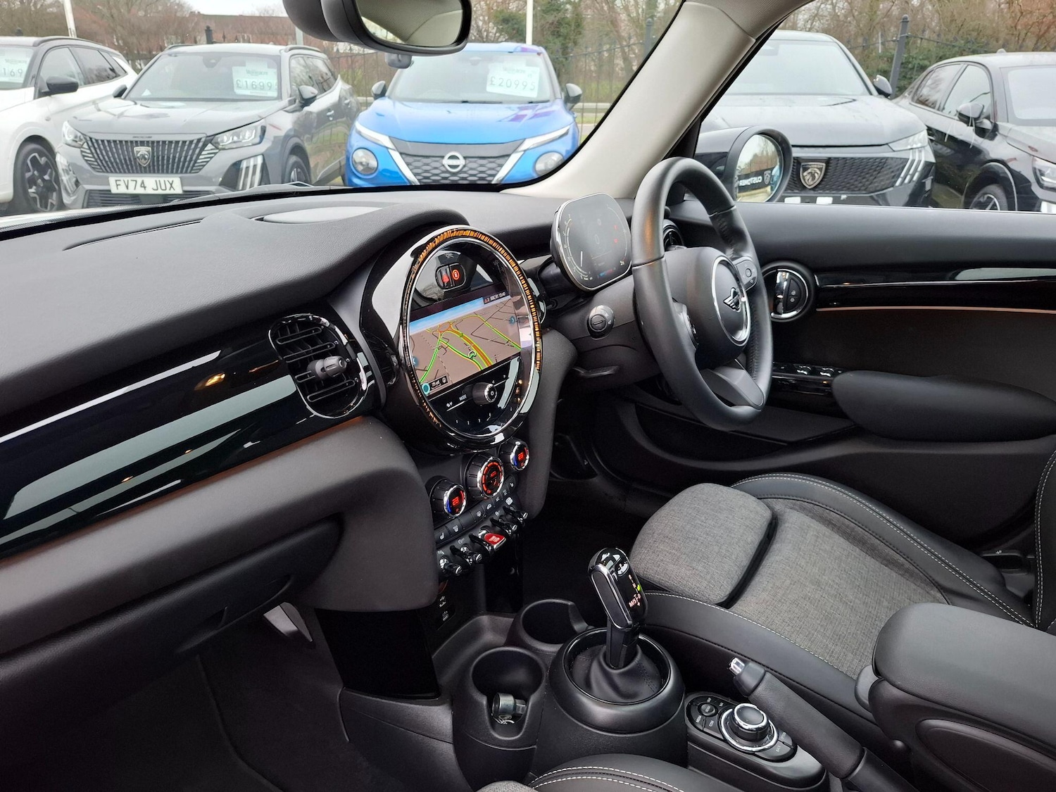 Used MINI Hatch 2023 for sale - 77376714: Photo 9