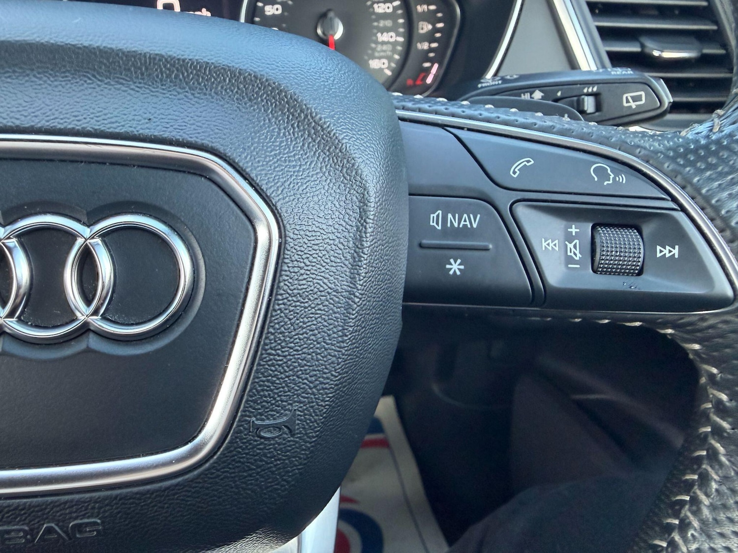 Used Audi Q5 2017 for sale - 76644608: Photo 20