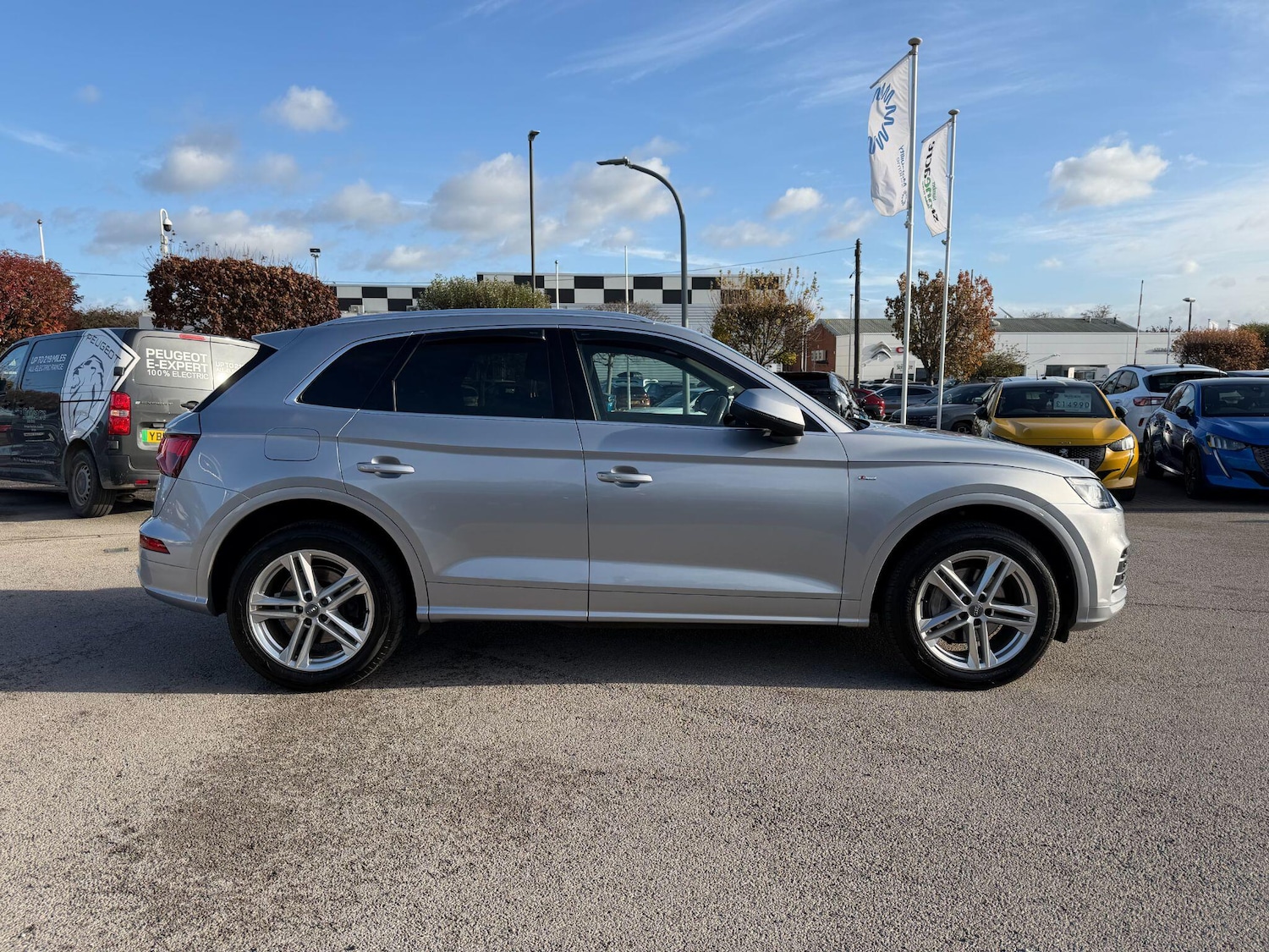 Used Audi Q5 2017 for sale - 76644608: Photo 8