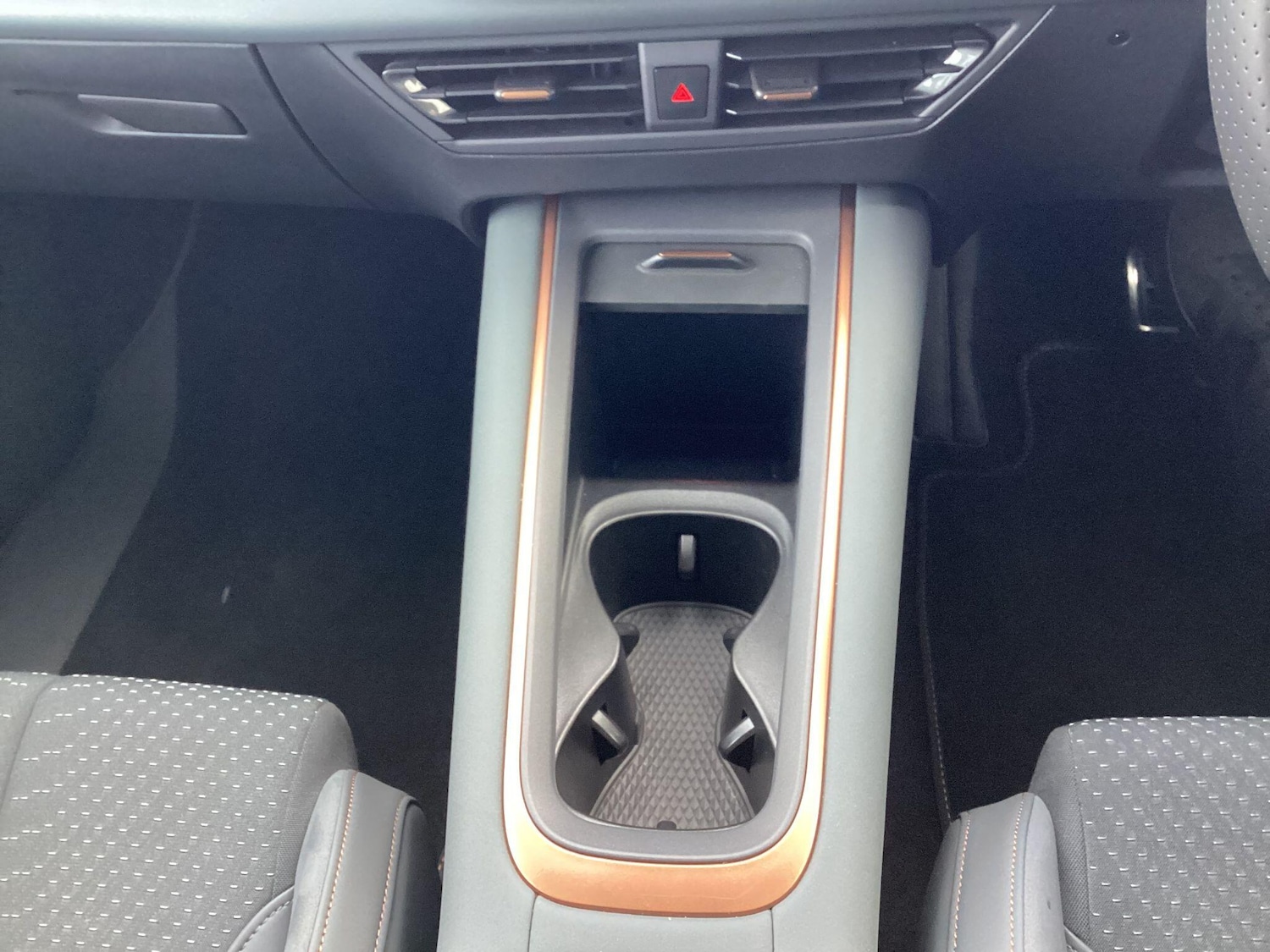 Used Cupra Born 2025 for sale - 76348720: Photo 11