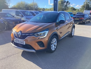Used Renault Captur 2021 for sale - 76001884: Photo