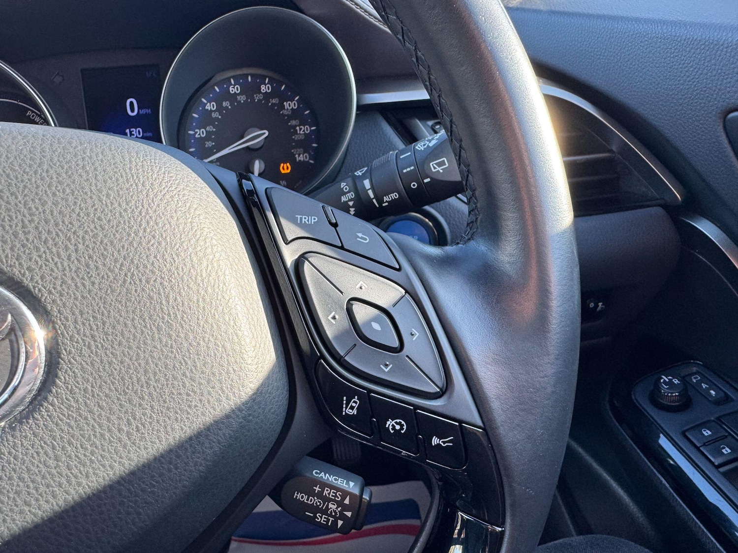 Used Toyota C-HR 2019 for sale - 76337570: Photo 13
