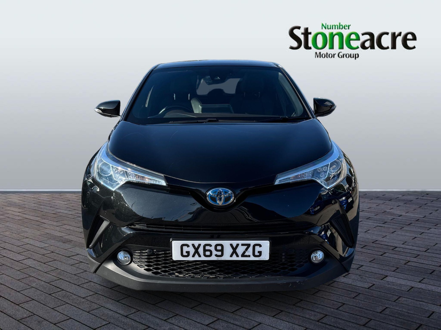 Used Toyota C-HR 2019 for sale - 76337570: Photo 2