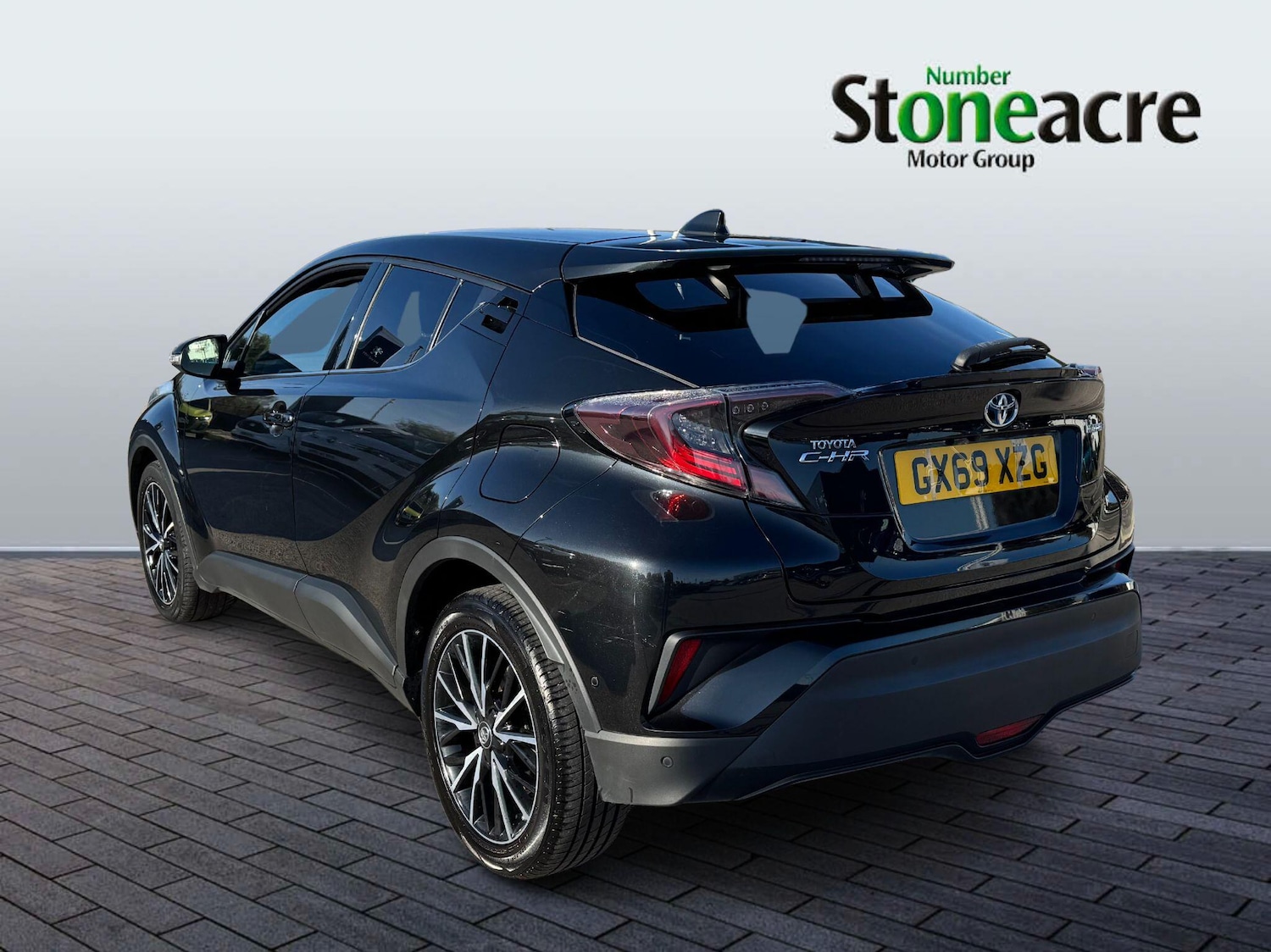 Used Toyota C-HR 2019 for sale - 76337570: Photo 3
