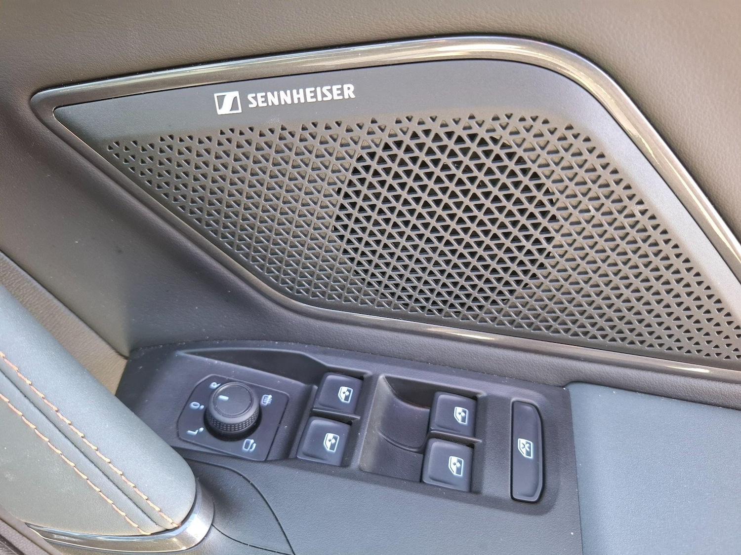 Used Cupra Leon 2025 for sale - 76753371: Photo 32