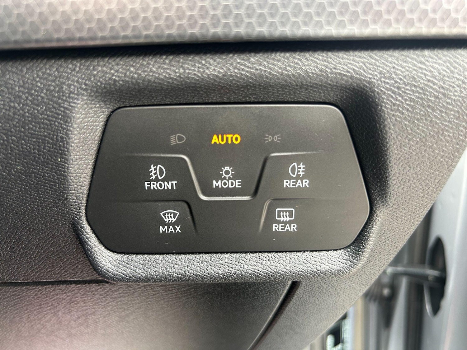 Used SEAT Leon 2022 for sale - 76771810: Photo 15