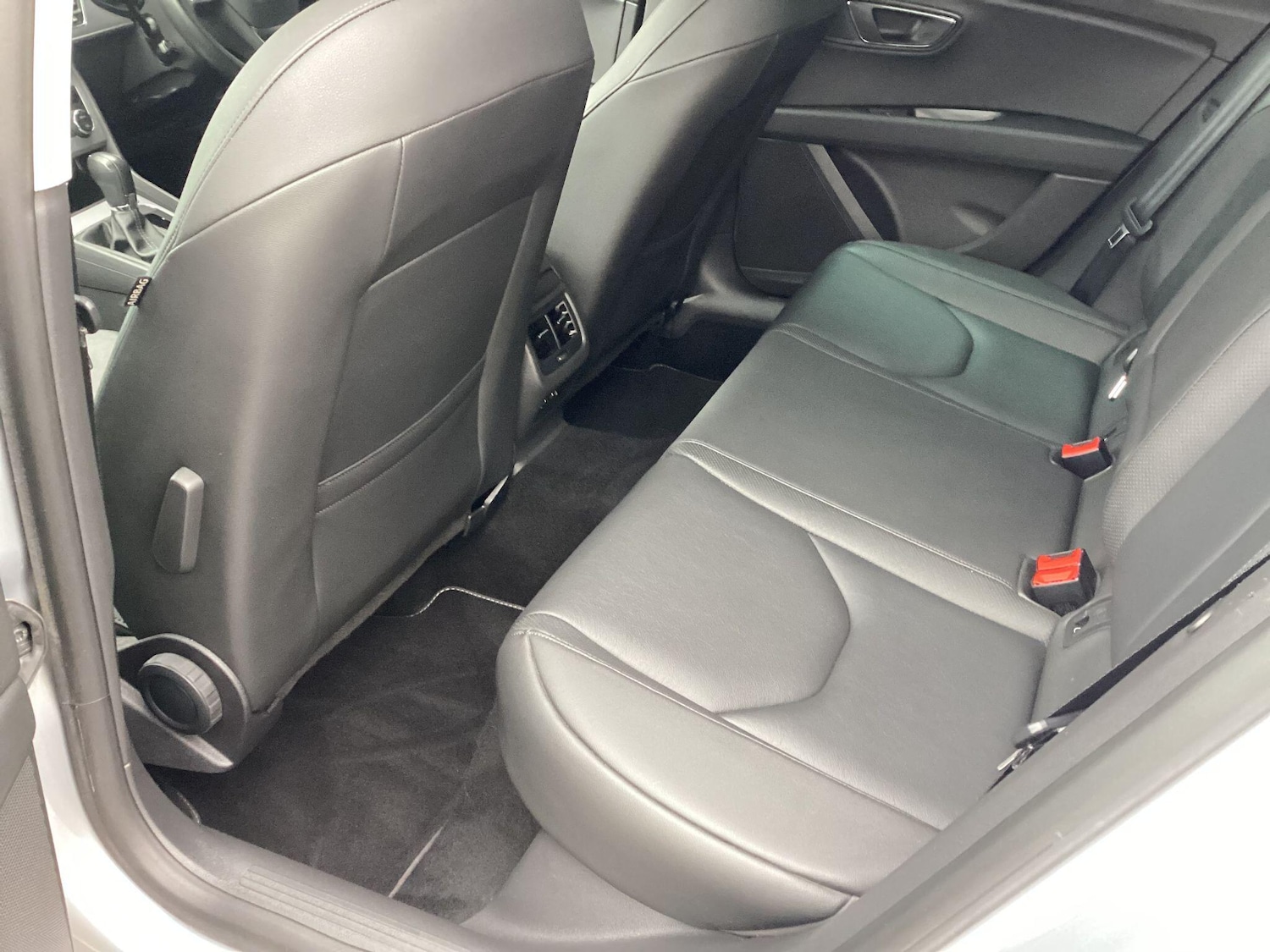 Used SEAT Leon 2019 for sale - 76752443: Photo 14