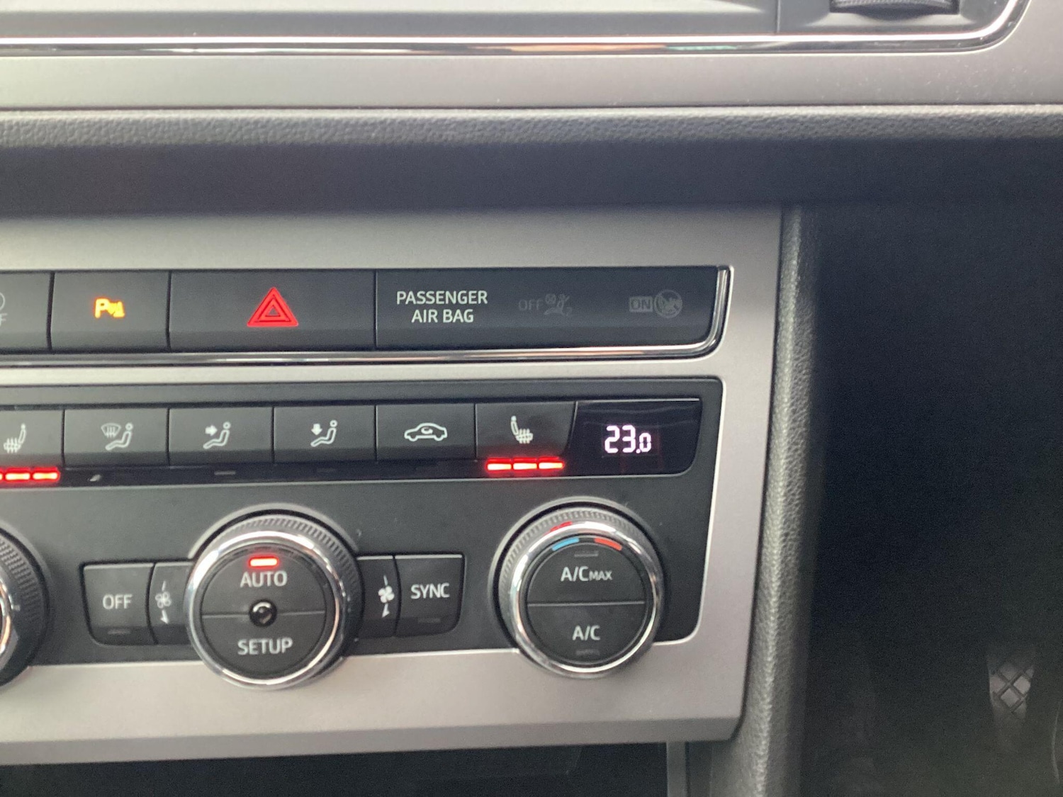 Used SEAT Leon 2019 for sale - 76752443: Photo 21