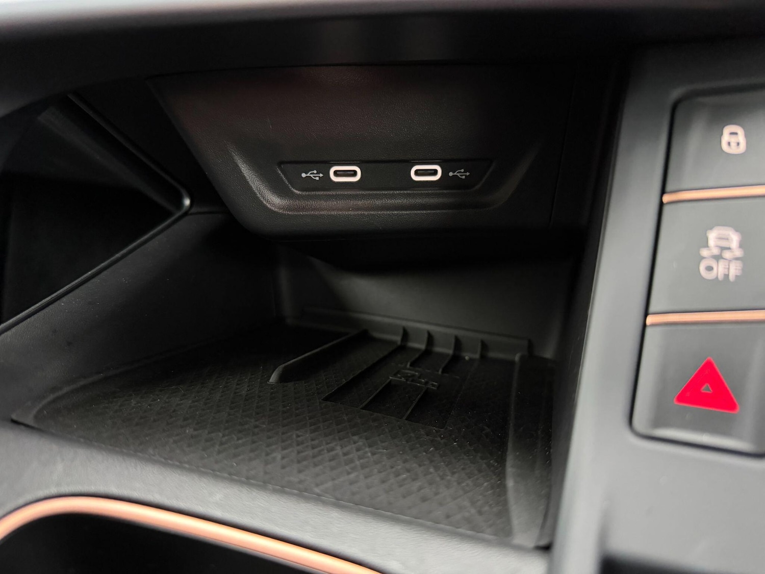 Used Cupra Terramar 2025 for sale - 77400477: Photo 24