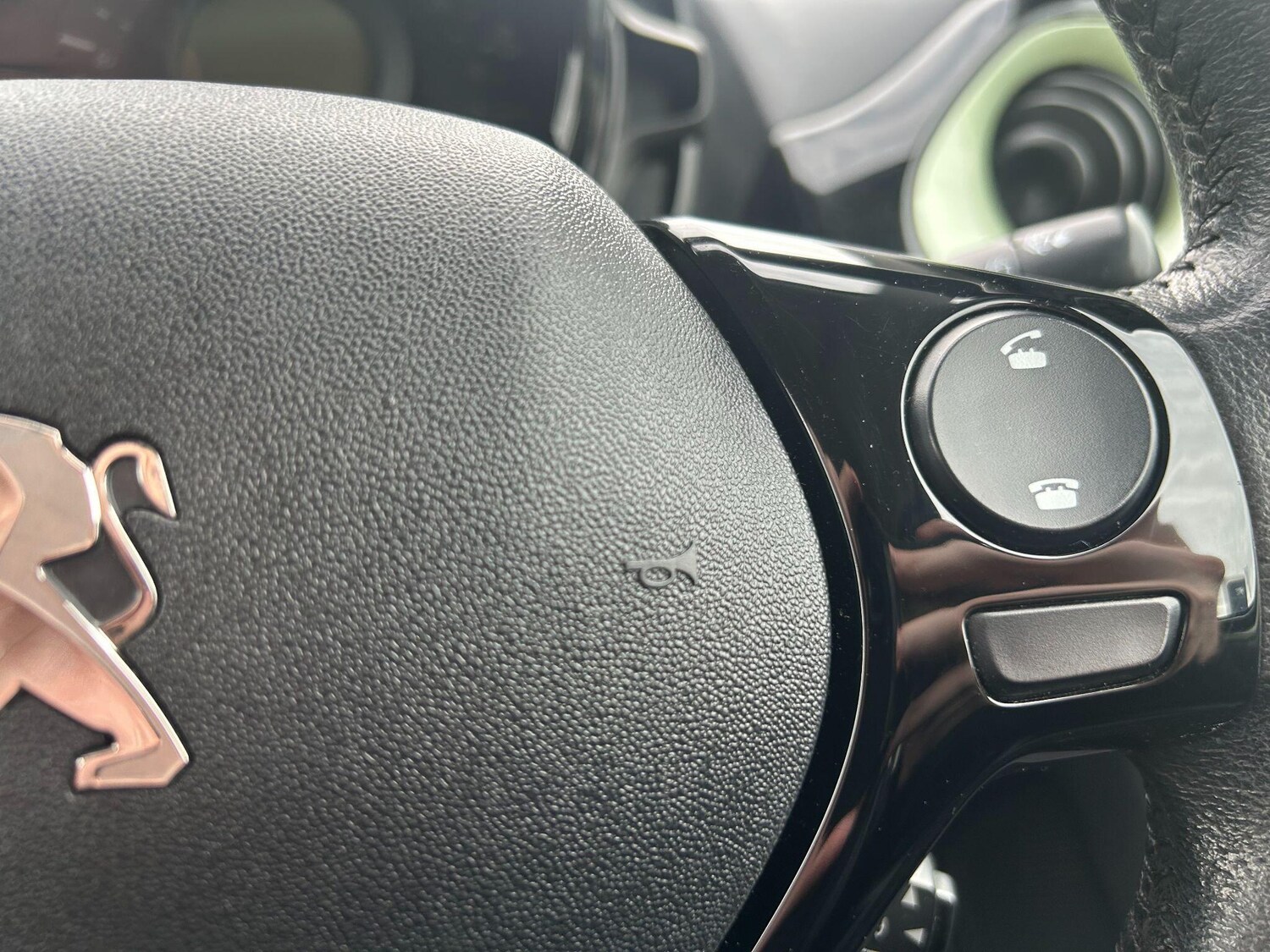 Used Peugeot 108 2020 for sale - 76666747: Photo 14