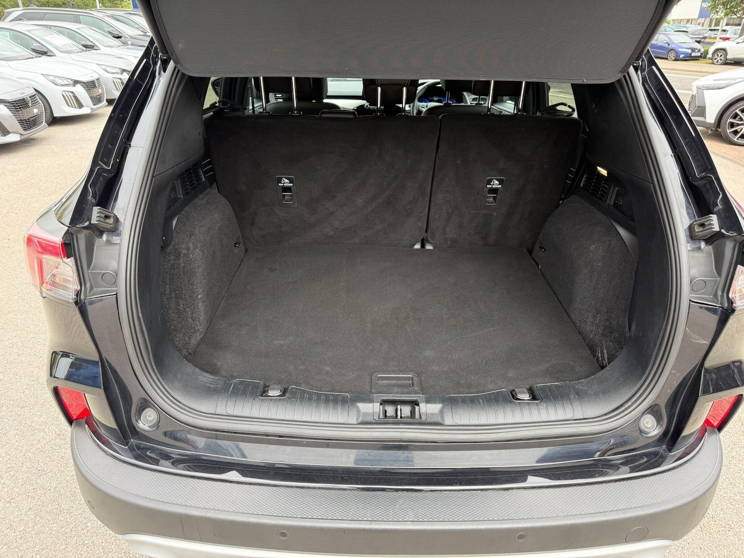 Used Ford Kuga 2023 for sale - 76432280: Photo 25