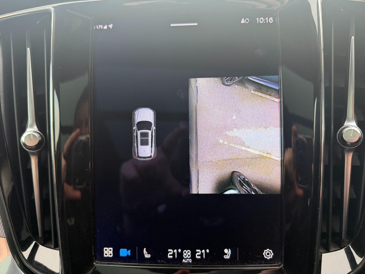 Used Volvo V60 2023 for sale - 76839789: Photo 33