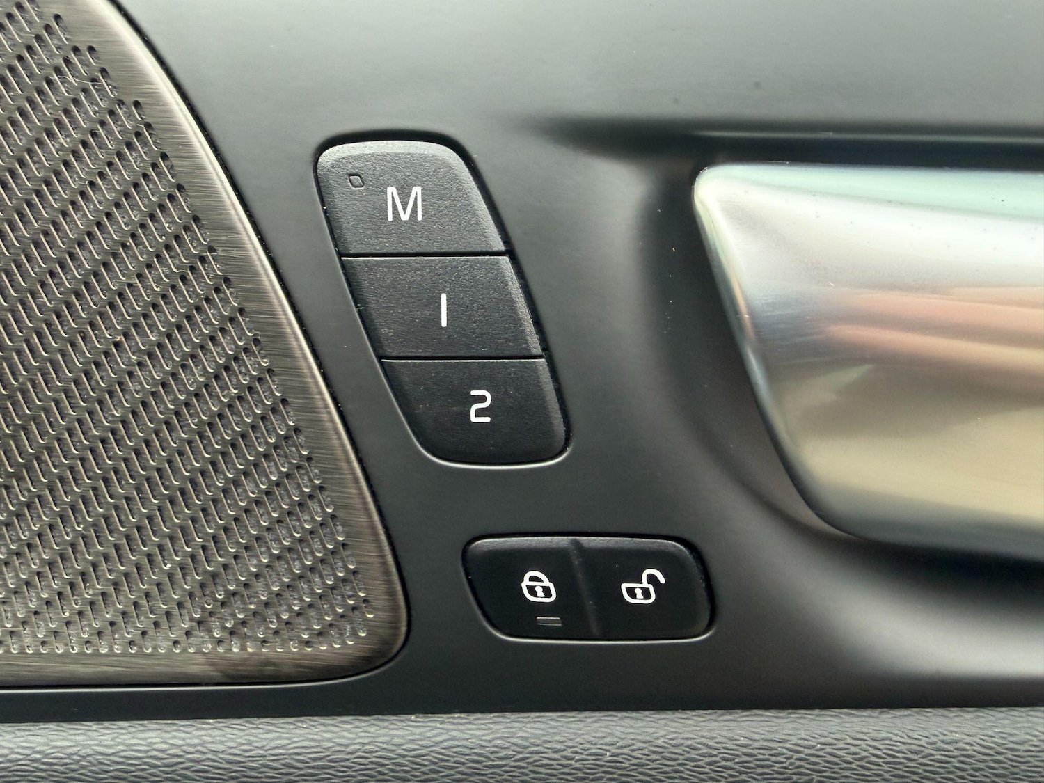 Used Volvo V60 2023 for sale - 77565023: Photo 16