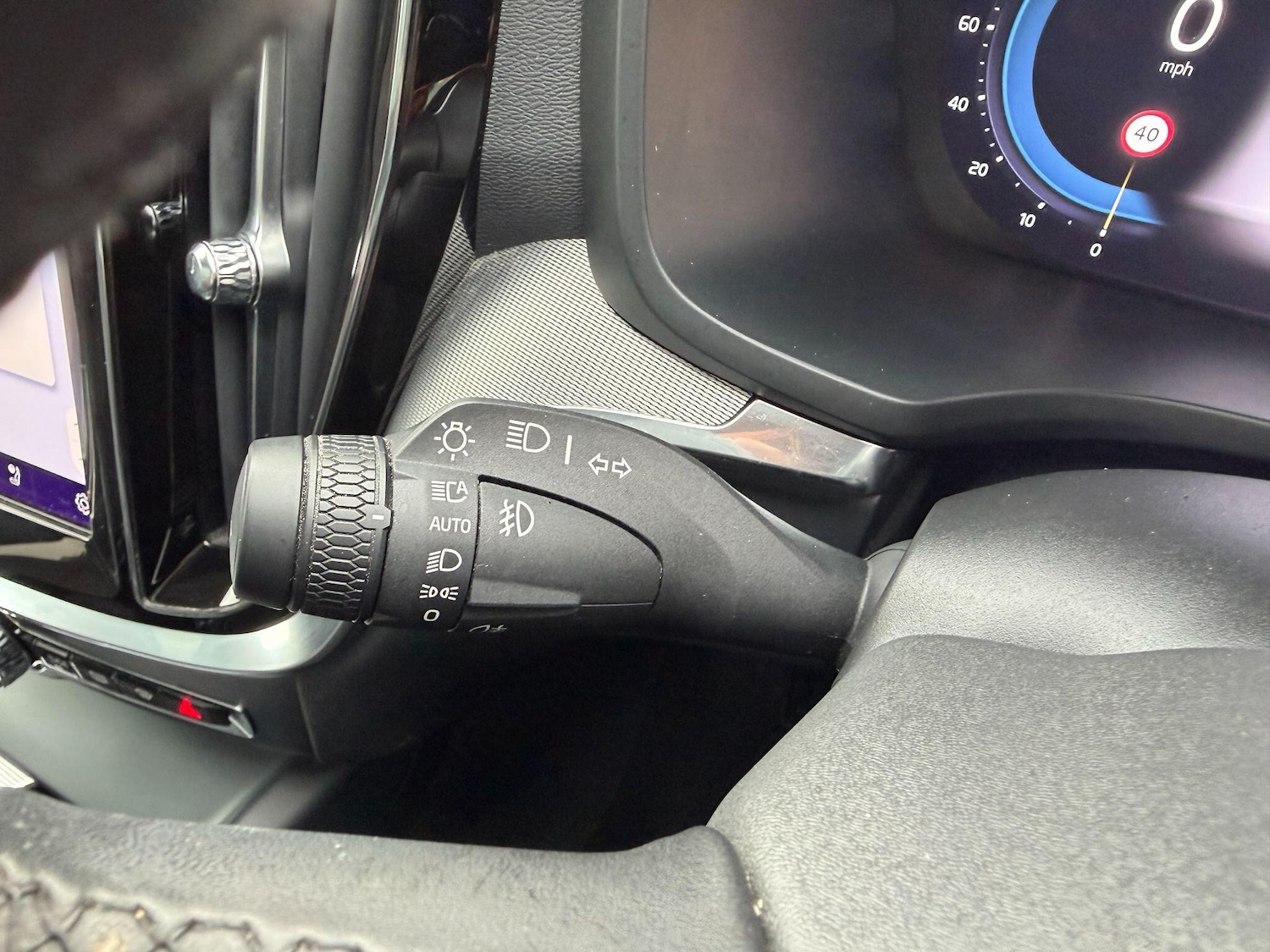 Used Volvo V60 2023 for sale - 77565023: Photo 43